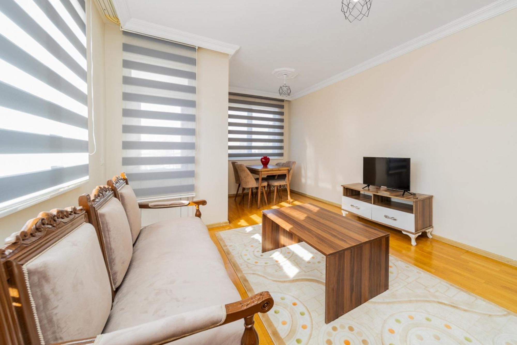 Daire Central Flat W Balcony 10 Min To Hadrian Gates *